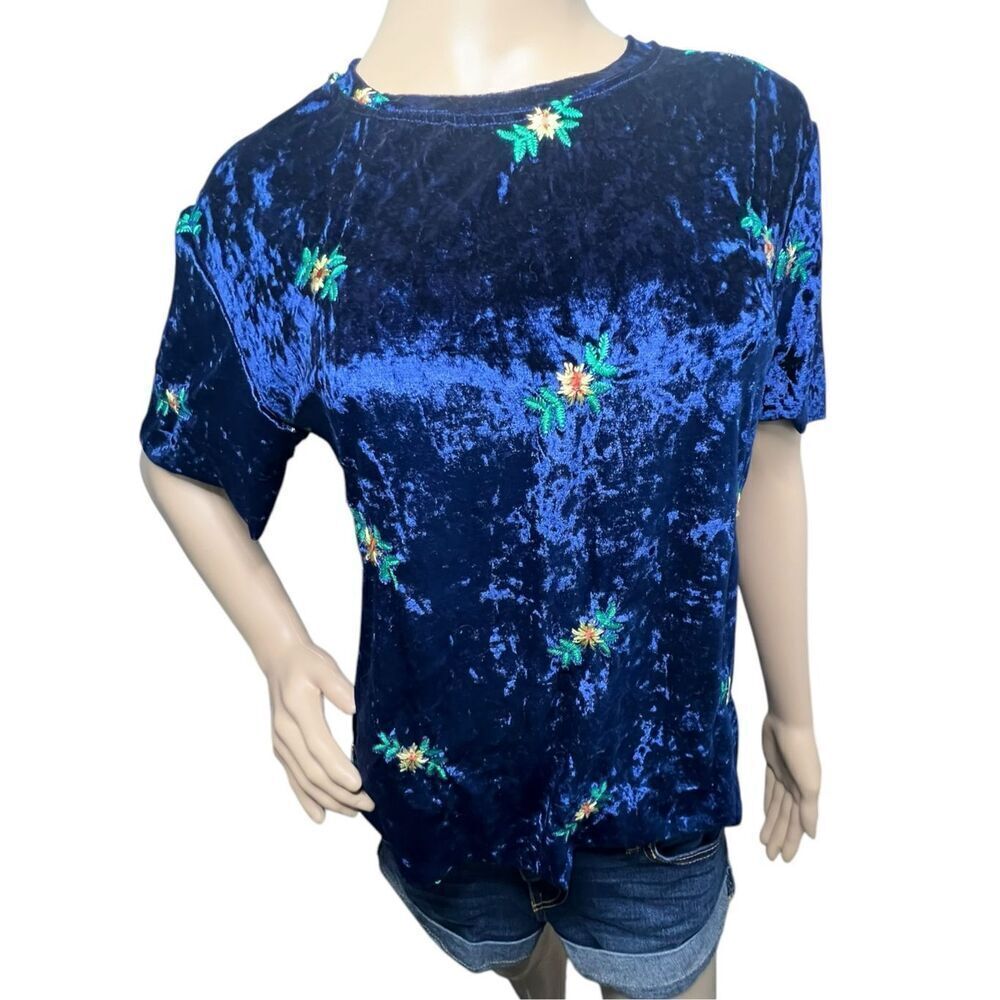 SHEIN Blue Velvet Style Soft Floral Pattern Short Sleeve T-Shirt - Picture 1 of 5